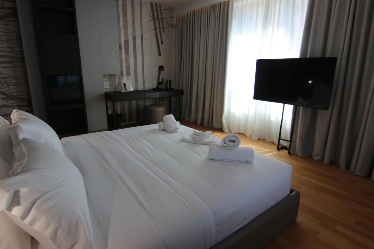 Boutique Hotel Adelar 티라나 외부 사진